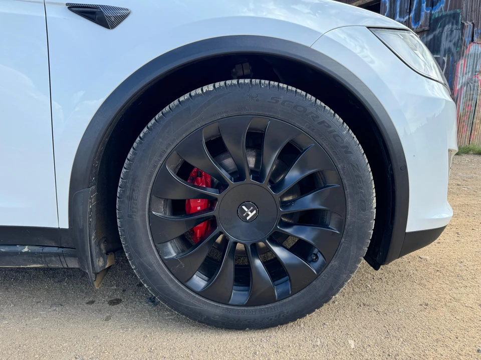 2016 Tesla Model X - Image 28 of 31