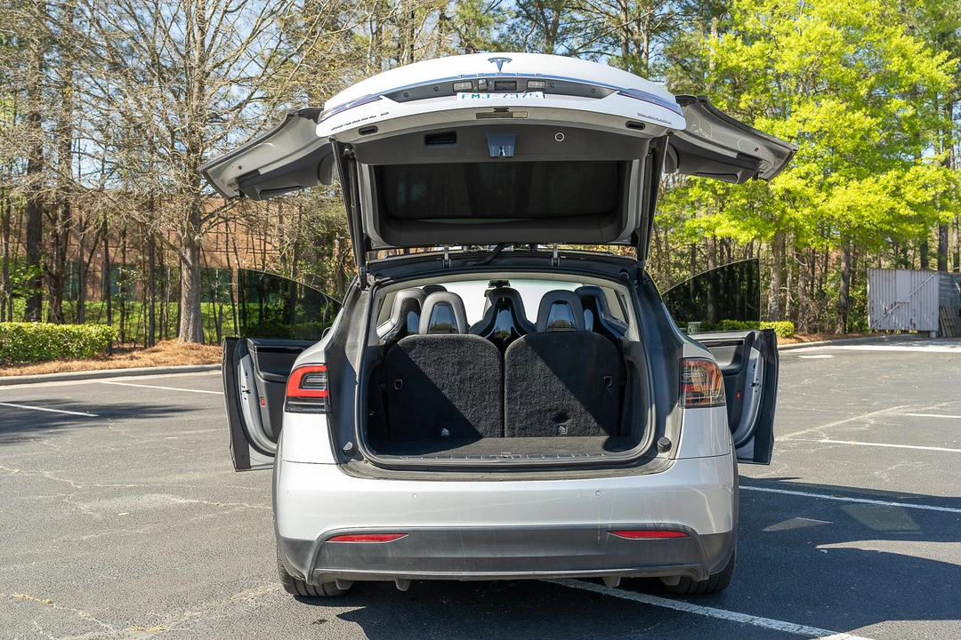 2016 Tesla Model X - Image 26 of 31