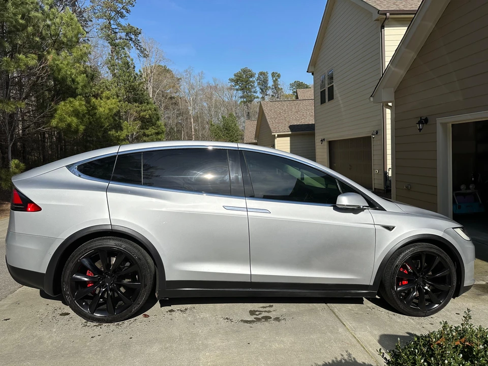 2016 Tesla Model X - Image 11 of 31