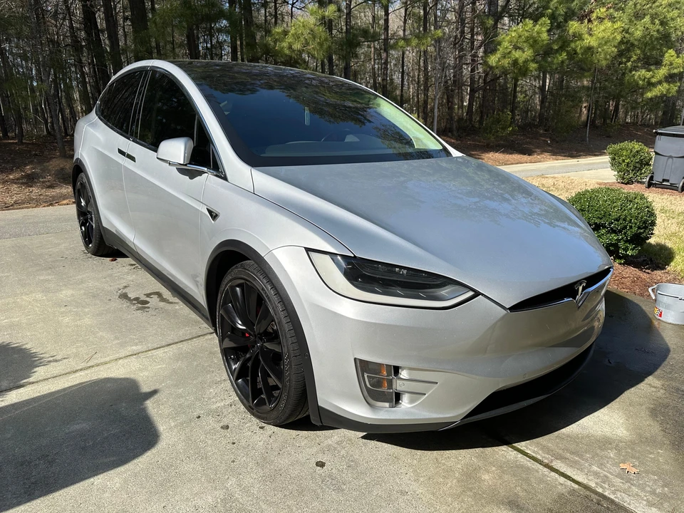 2016 Tesla Model X - Image 12 of 31