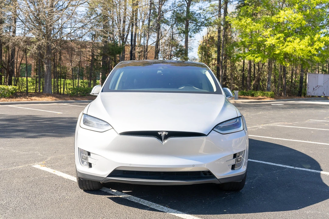 2016 Tesla Model X - Image 14 of 31