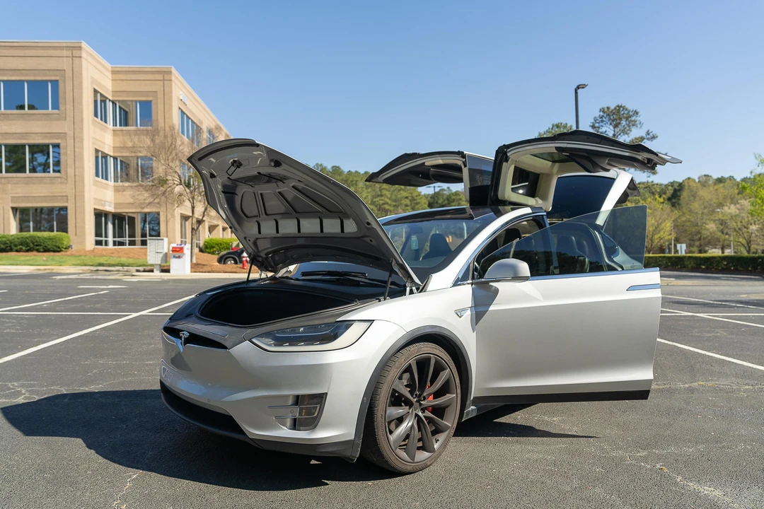 2016 Tesla Model X - Image 23 of 31