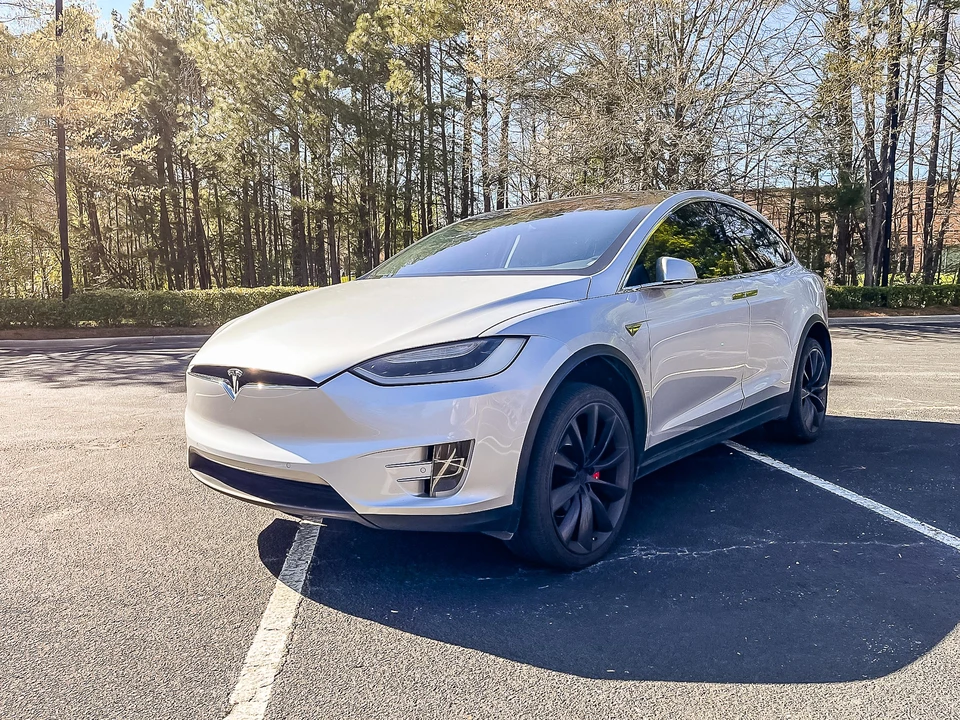 2016 Tesla Model X - Image 17 of 31