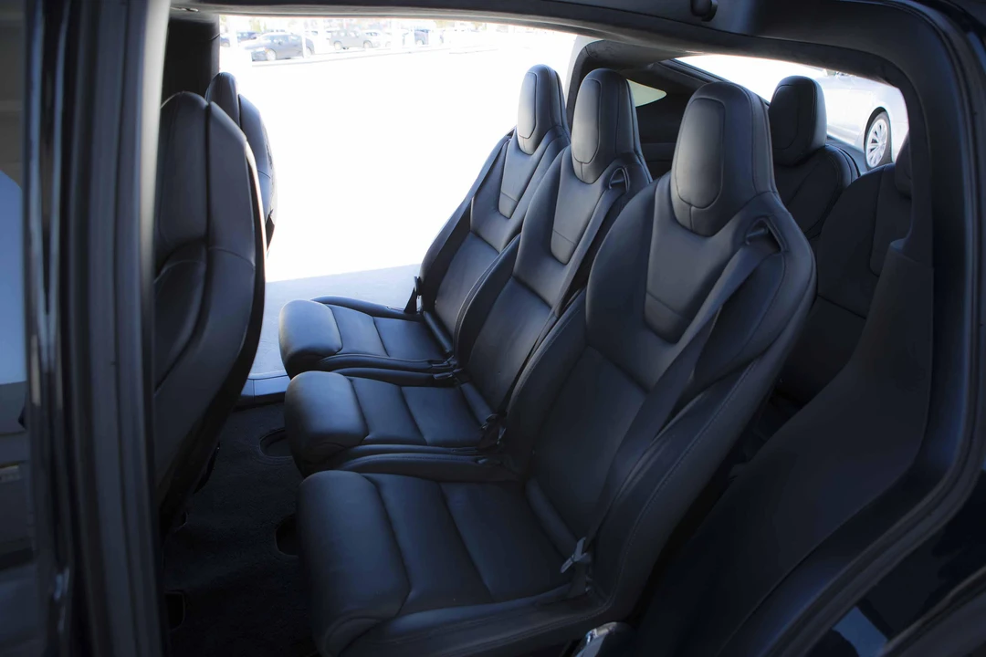 2016 Tesla Model X - Image 22 of 23