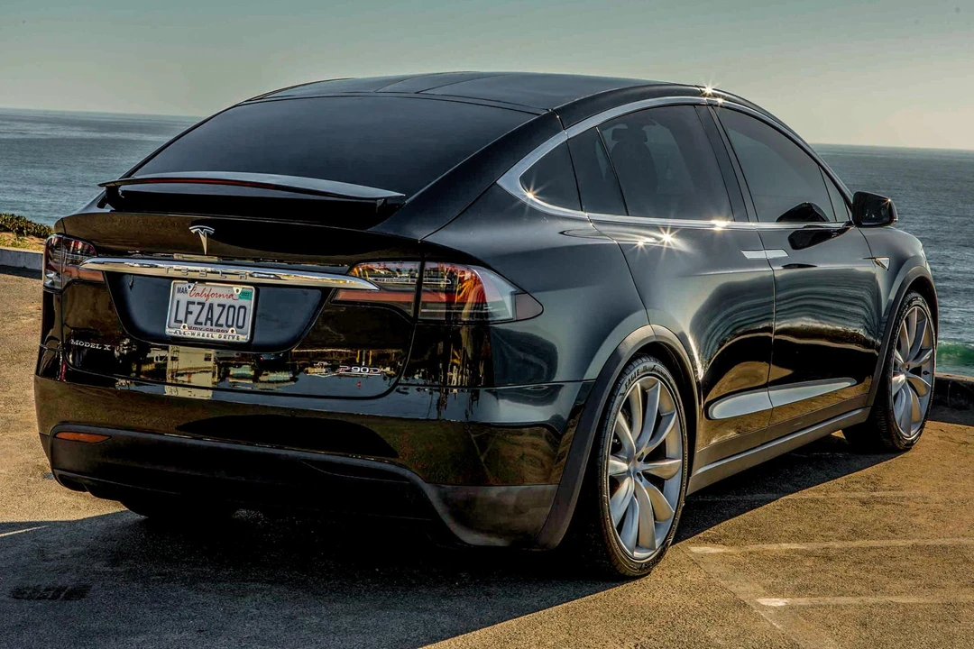 2016 Tesla Model X - Image 4 of 23