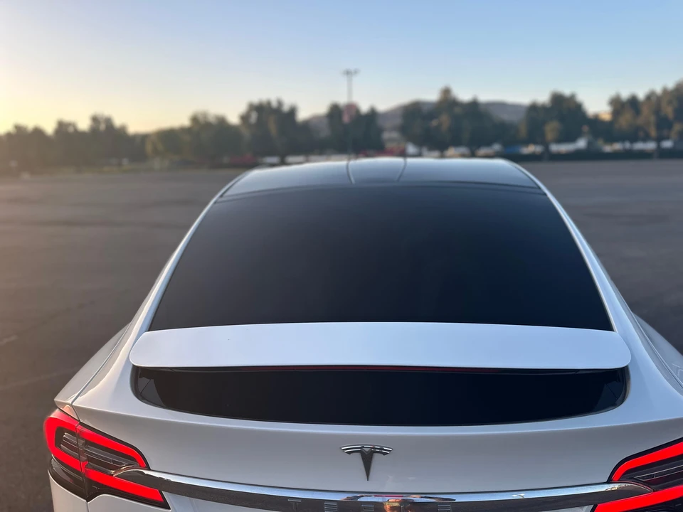 2016 Tesla Model X - Image 25 of 31