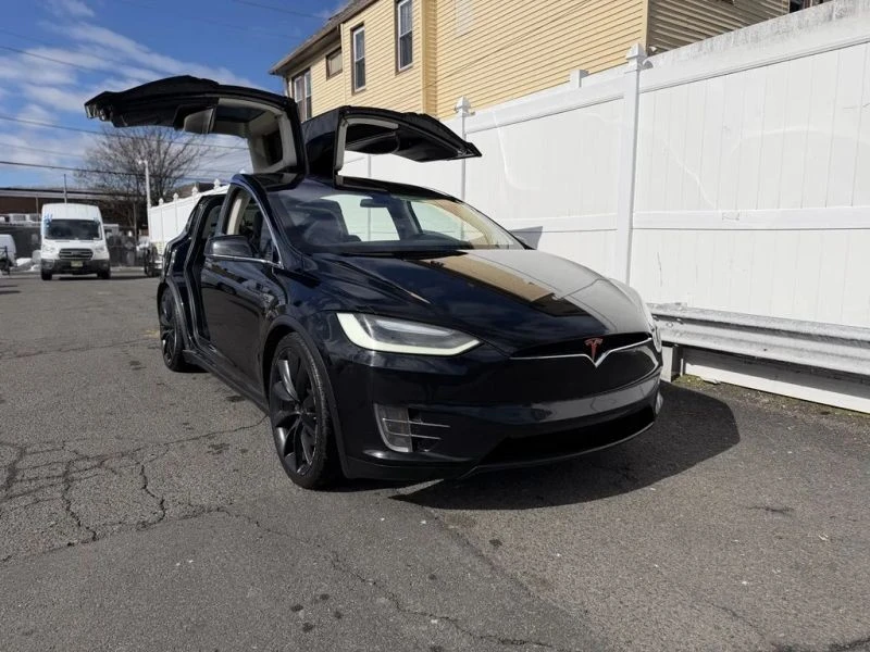 2016 Tesla Model X - Image 3 of 12