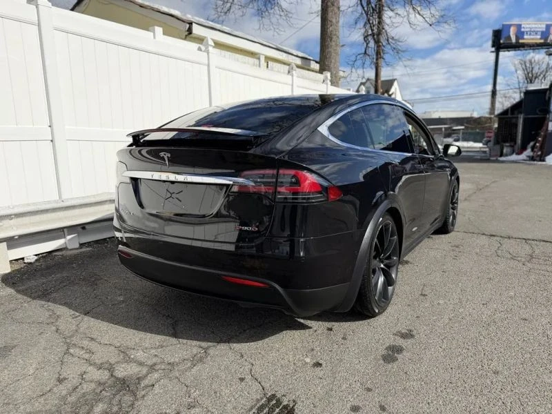2016 Tesla Model X - Image 7 of 12