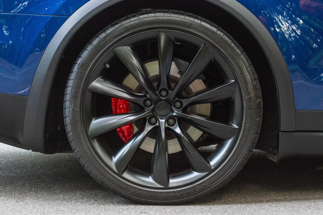 2016 Tesla Model X - Image 29 of 31