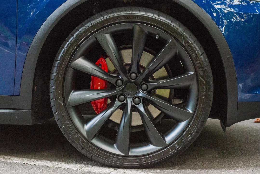 2016 Tesla Model X - Image 30 of 31