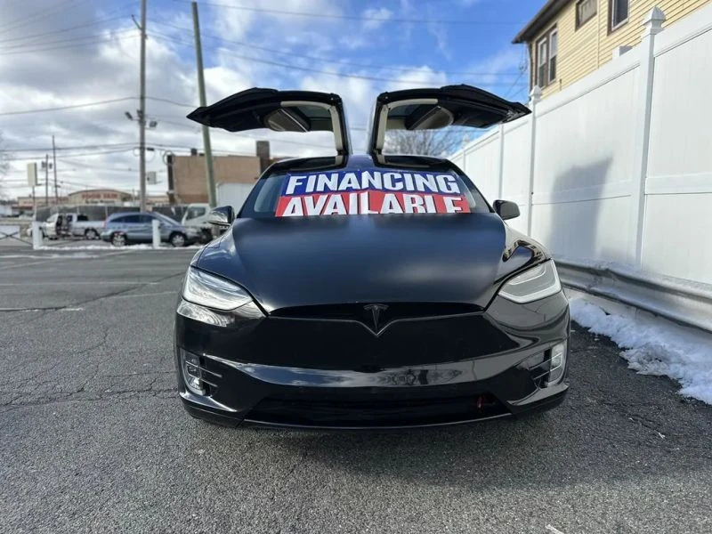 2016 Tesla Model X - Image 2 of 12