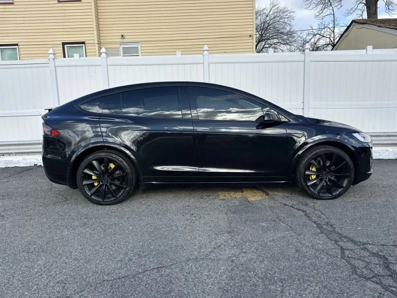 2016 Tesla Model X - Image 7 of 12