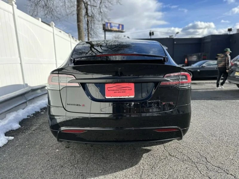 2016 Tesla Model X - Image 5 of 12