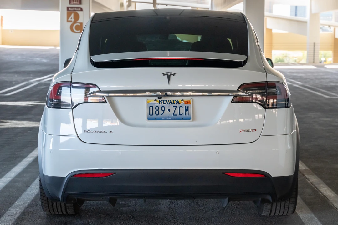 2016 Tesla Model X - Image 5 of 31