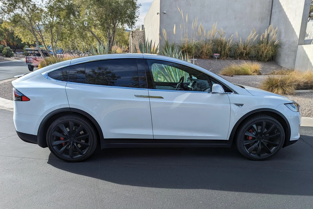 2016 Tesla Model X - Image 3 of 31