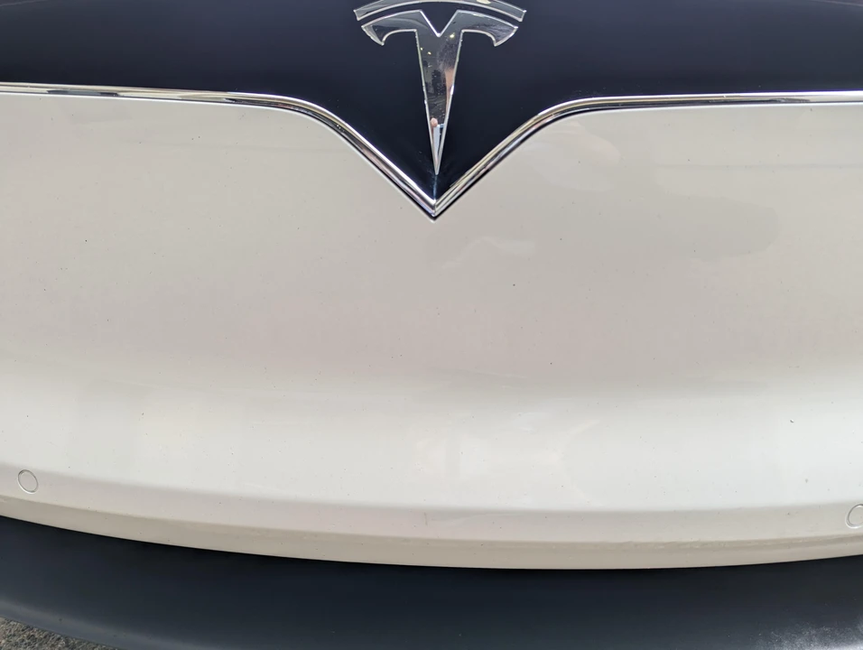 2016 Tesla Model X - Image 20 of 31