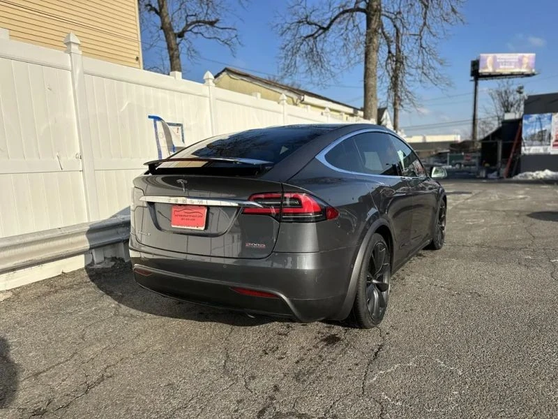 2016 Tesla Model X - Image 7 of 12
