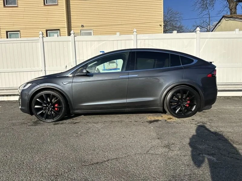 2016 Tesla Model X - Image 4 of 12