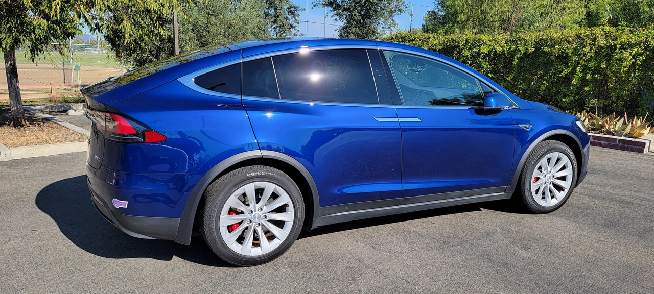 2016 Tesla Model X - Image 11 of 31