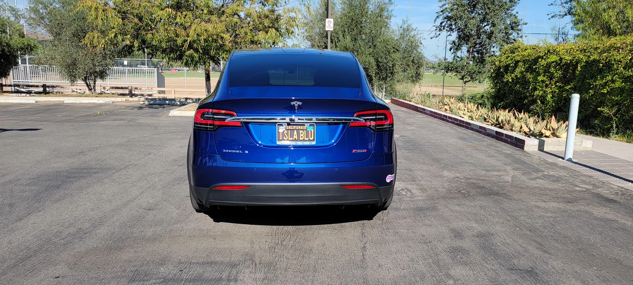 2016 Tesla Model X - Image 10 of 31