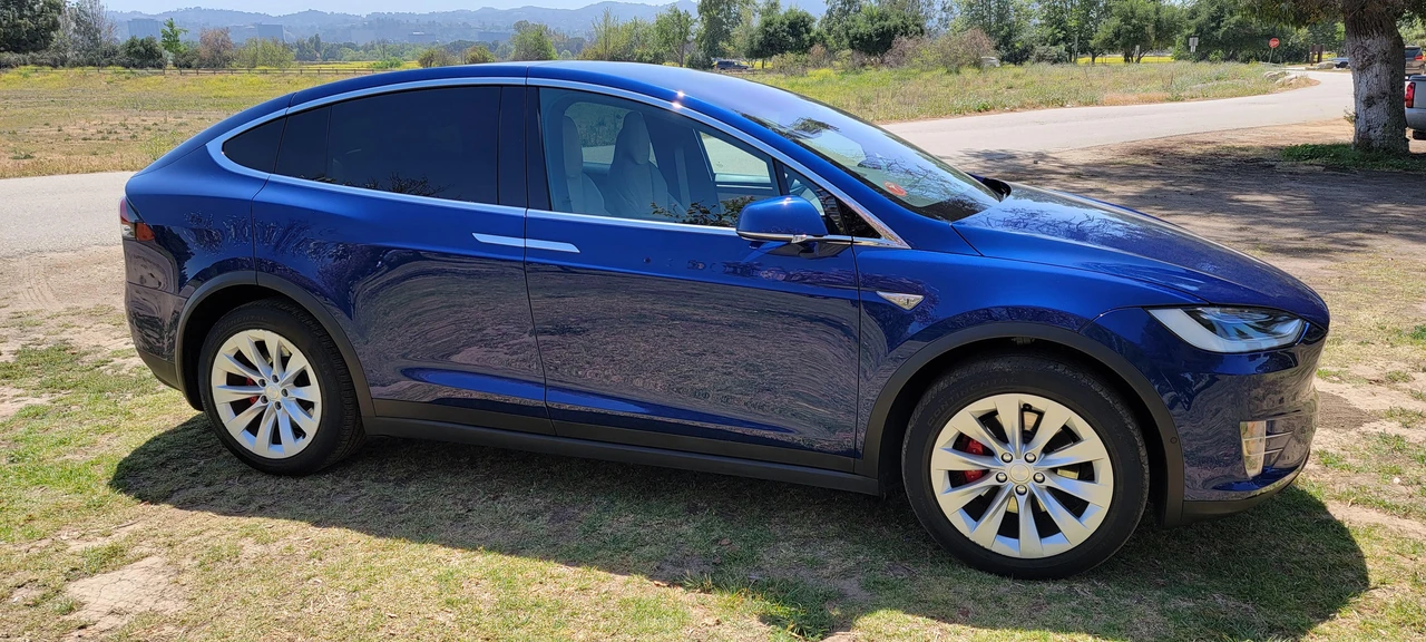 2016 Tesla Model X - Image 13 of 31