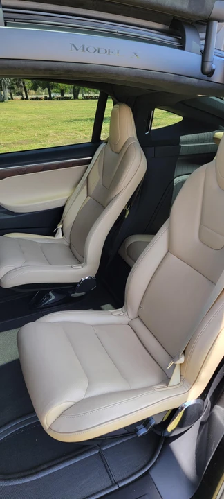 2016 Tesla Model X - Image 30 of 31