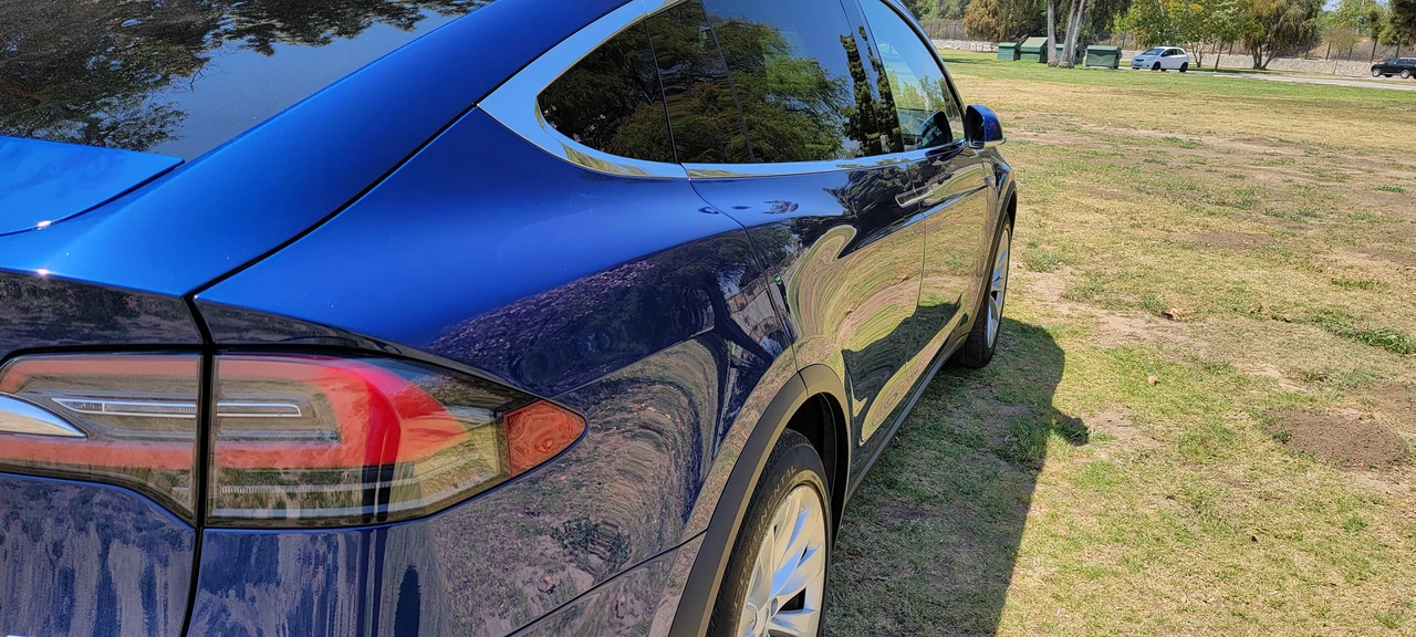 2016 Tesla Model X - Image 19 of 31