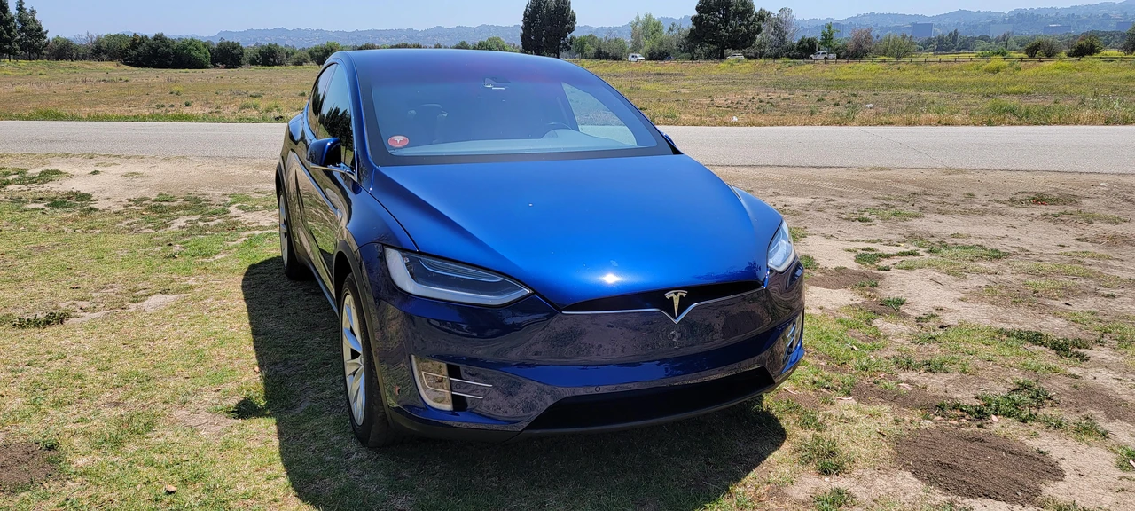 2016 Tesla Model X - Image 15 of 31
