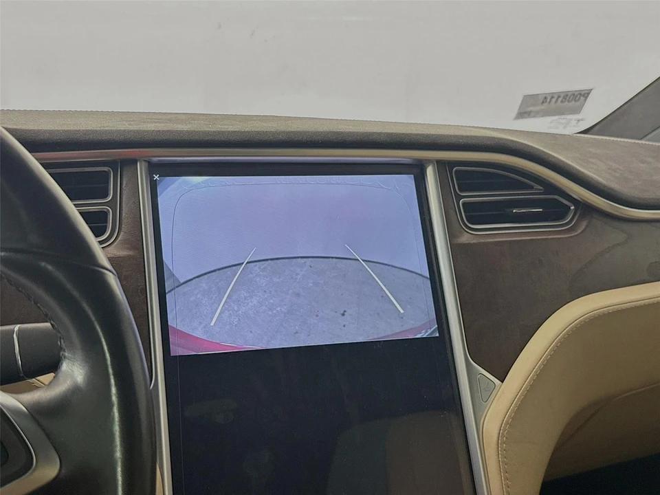 2016 Tesla Model X - Image 9 of 17