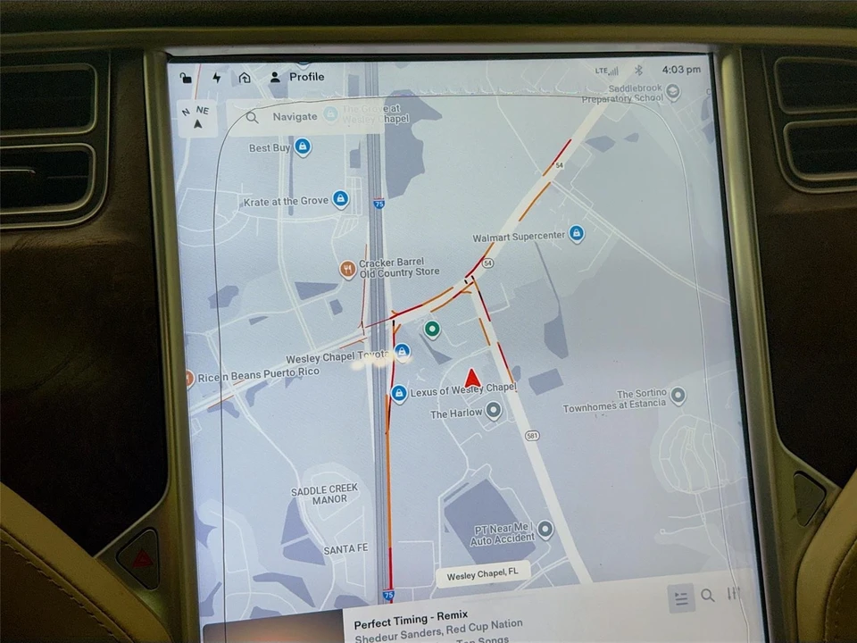 2016 Tesla Model X - Image 12 of 21