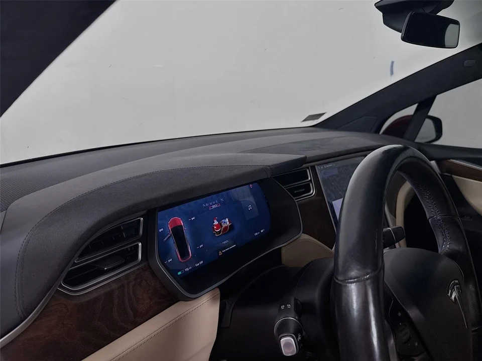 2016 Tesla Model X - Image 6 of 17