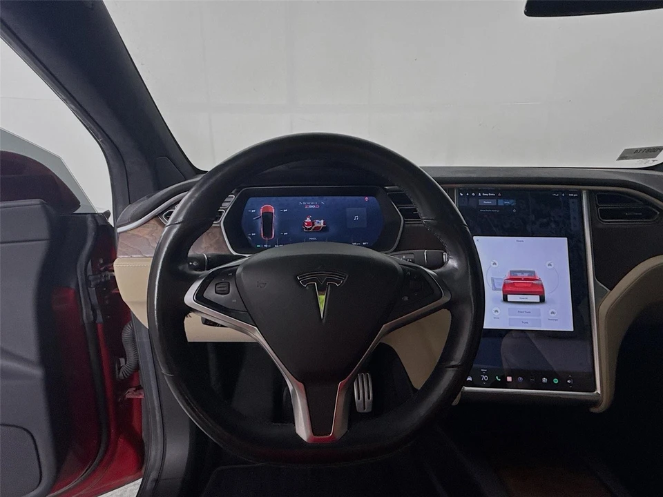 2016 Tesla Model X - Image 7 of 17