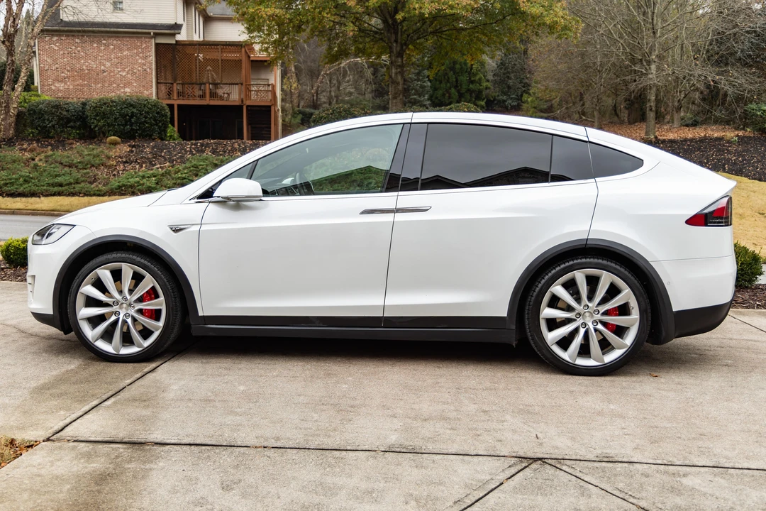 2016 Tesla Model X - Image 7 of 31