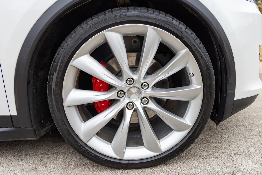 2016 Tesla Model X - Image 26 of 31