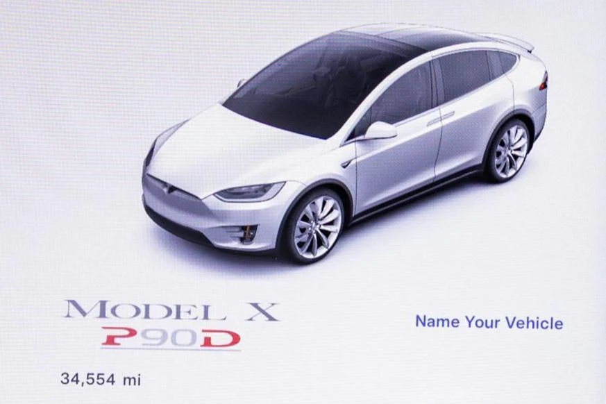 2016 Tesla Model X - Image 30 of 31