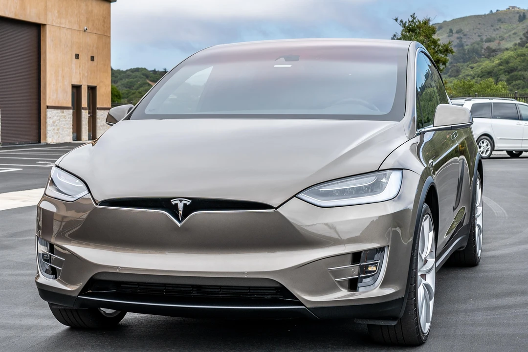 2016 Tesla Model X - Image 6 of 26