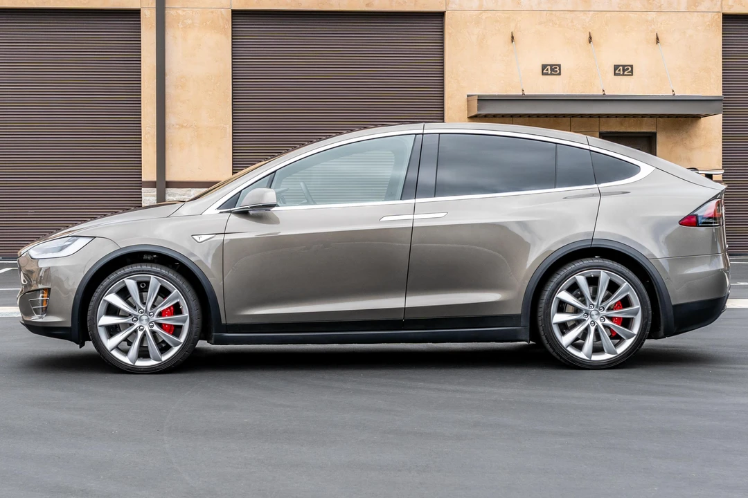 2016 Tesla Model X - Image 3 of 26