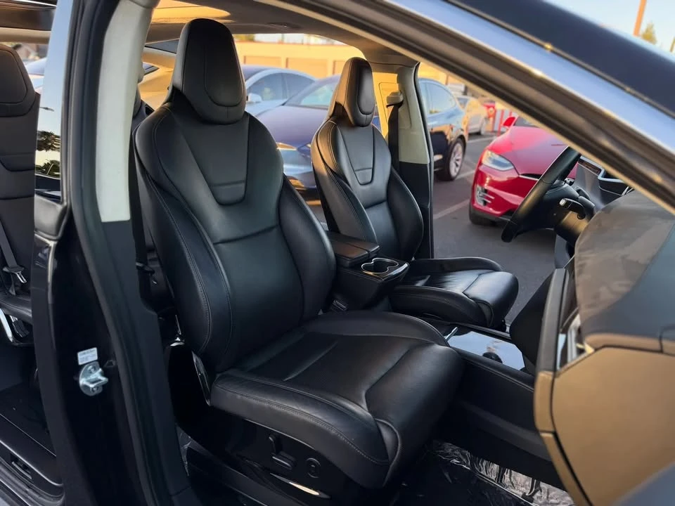 2016 Tesla Model X - Image 11 of 20