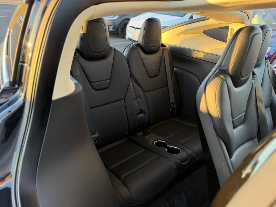 2016 Tesla Model X - Image 13 of 20