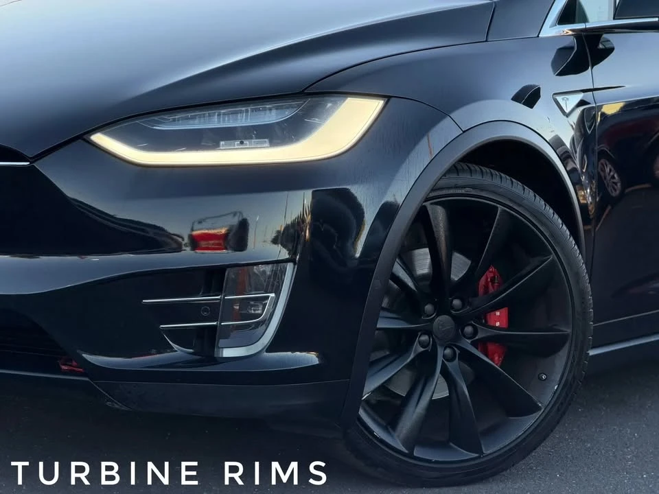 2016 Tesla Model X - Image 2 of 20