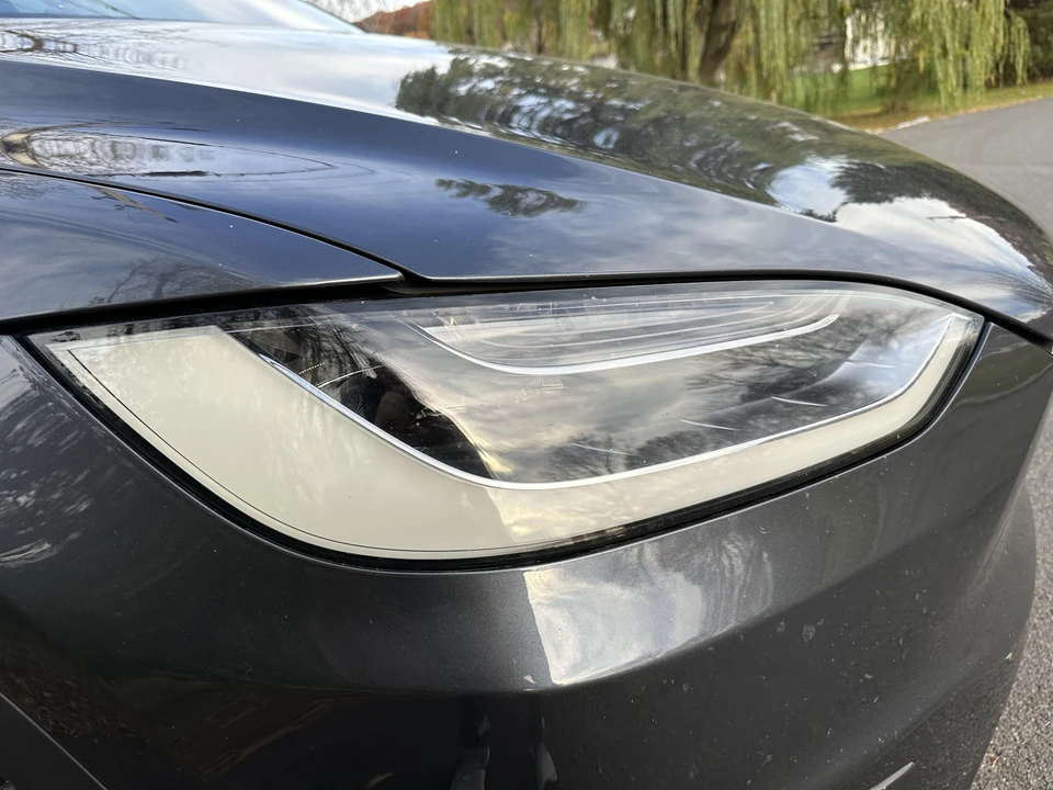 2016 Tesla Model X - Image 10 of 20