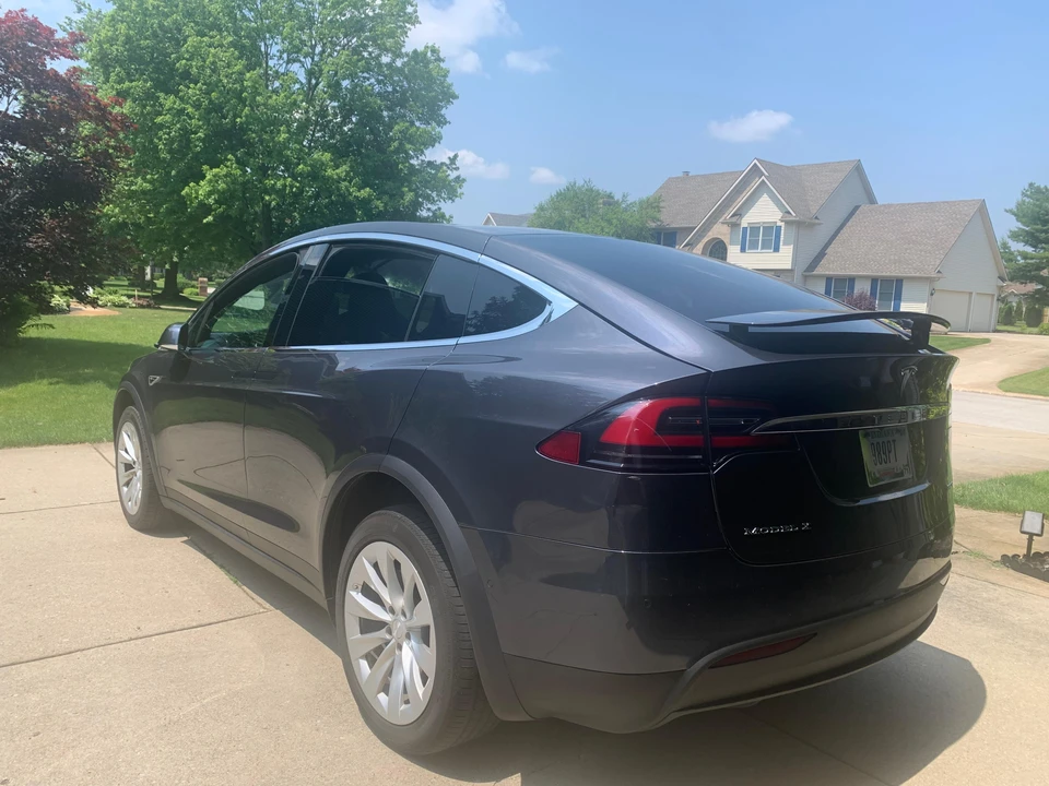 2016 Tesla Model X - Image 11 of 31