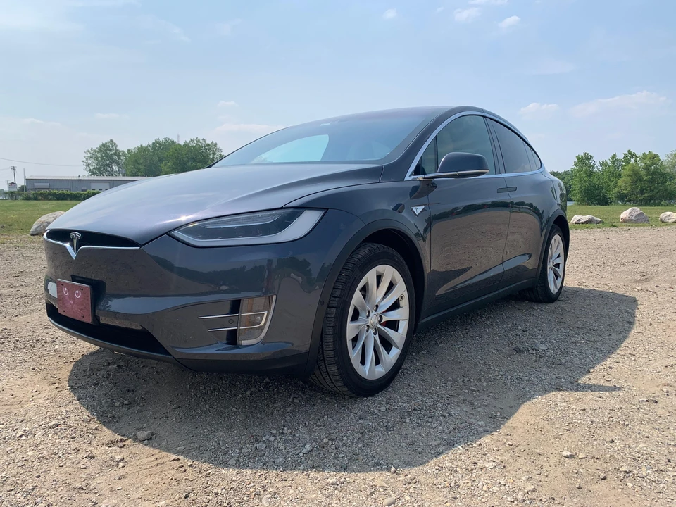 2016 Tesla Model X - Image 7 of 31