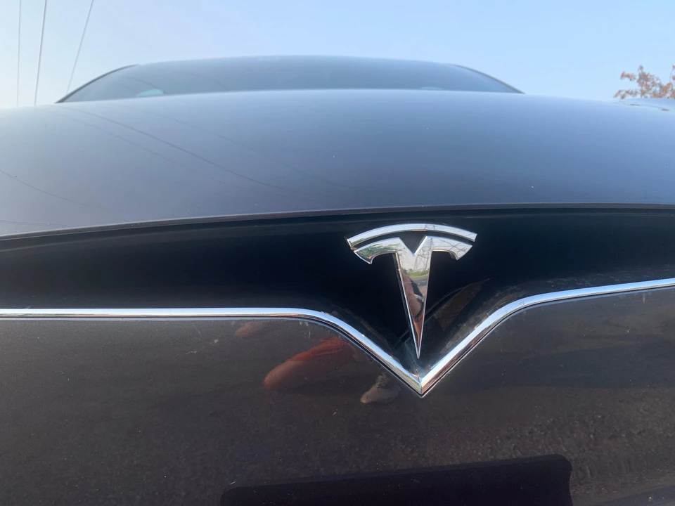 2016 Tesla Model X - Image 30 of 31