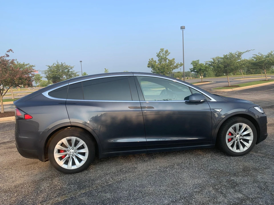 2016 Tesla Model X - Image 16 of 31