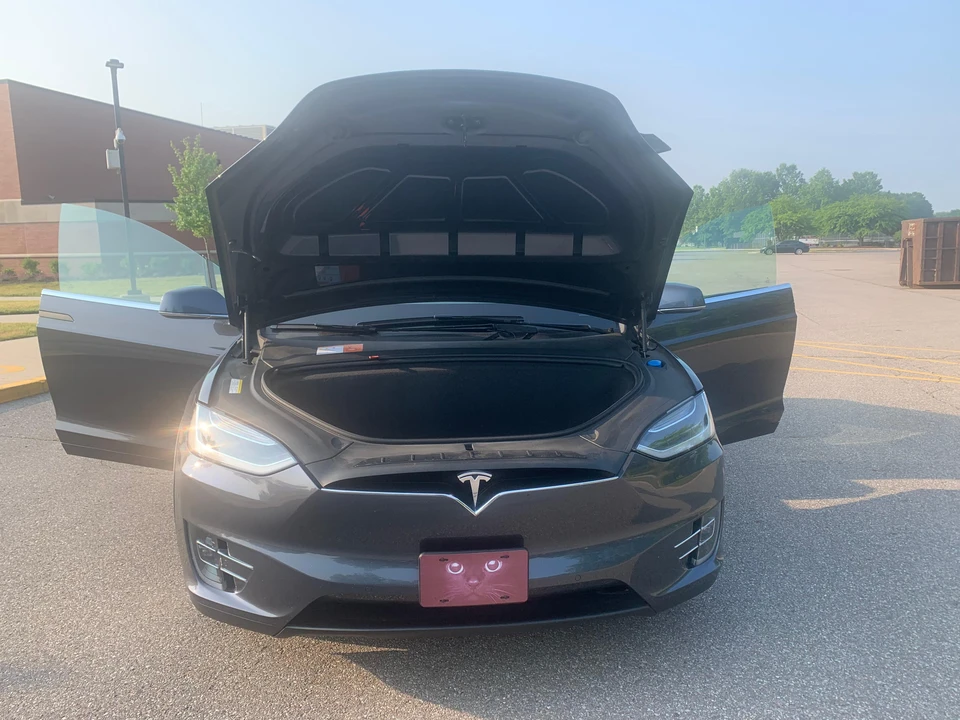 2016 Tesla Model X - Image 21 of 31