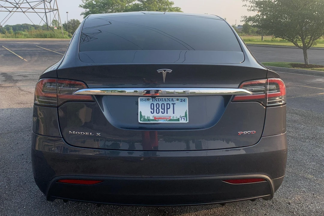 2016 Tesla Model X - Image 5 of 31