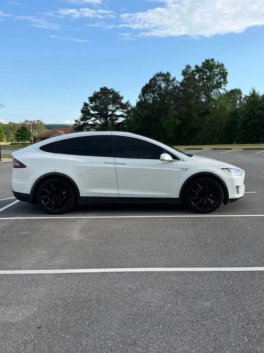 2016 Tesla Model X - Image 4 of 16
