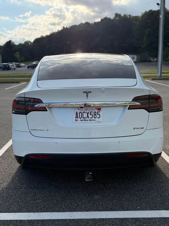 2016 Tesla Model X - Image 5 of 16