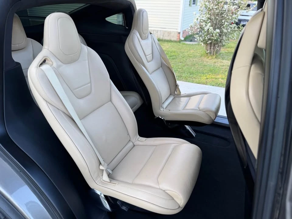 2016 Tesla Model X - Image 10 of 14